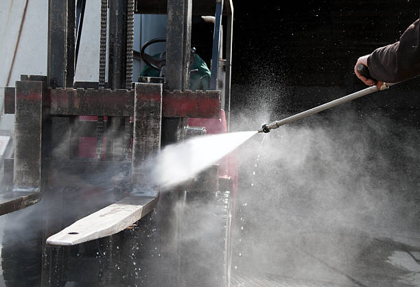 Best Oil Spill Cleanup  in Farm Loop, AK
